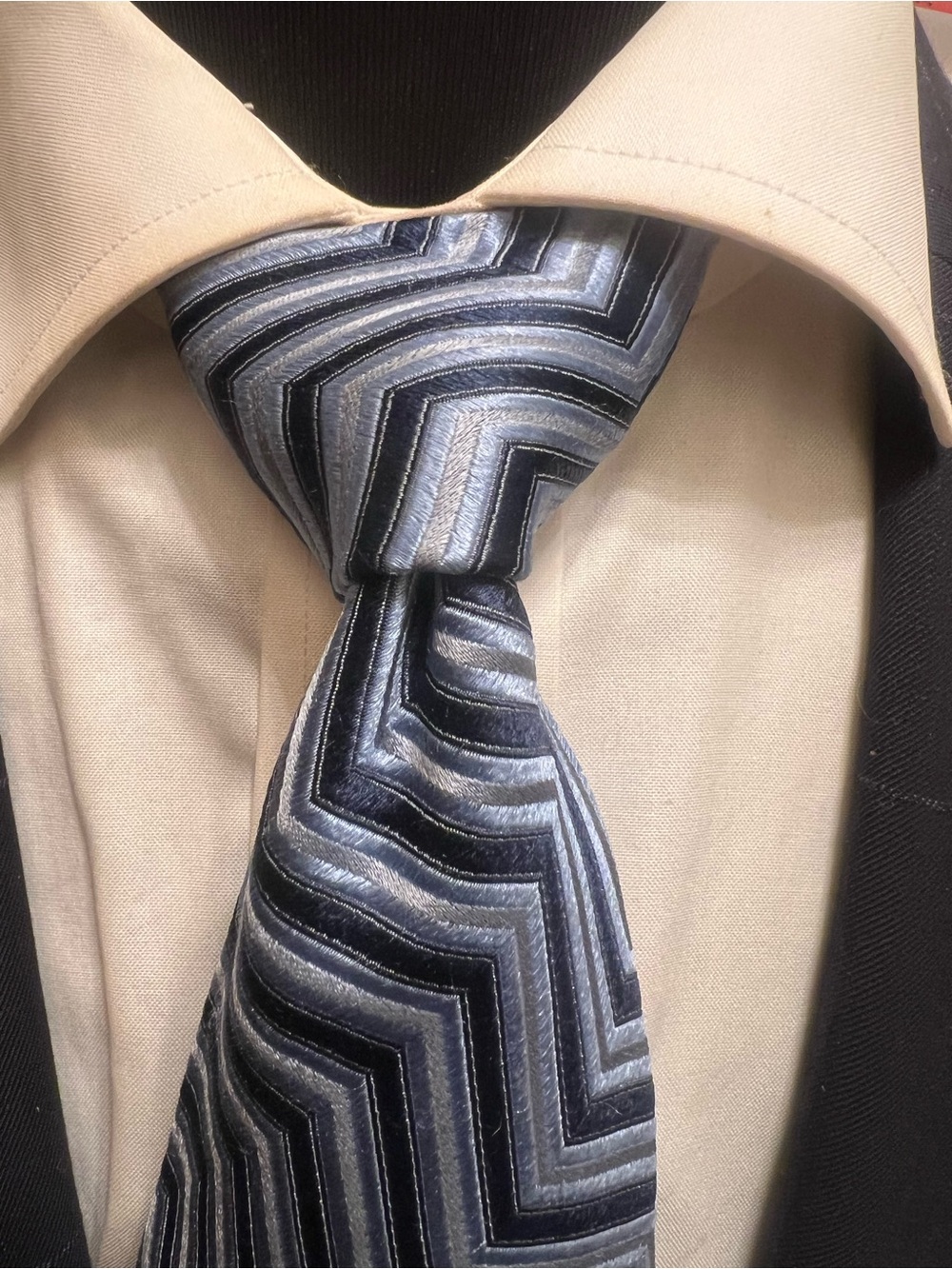 Ermenegildo Zegna Blue Chevron Silk Tie